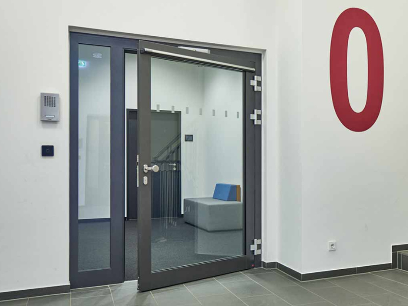 Puertas Automáticas: Beneficios Para Empresas Y Negocios