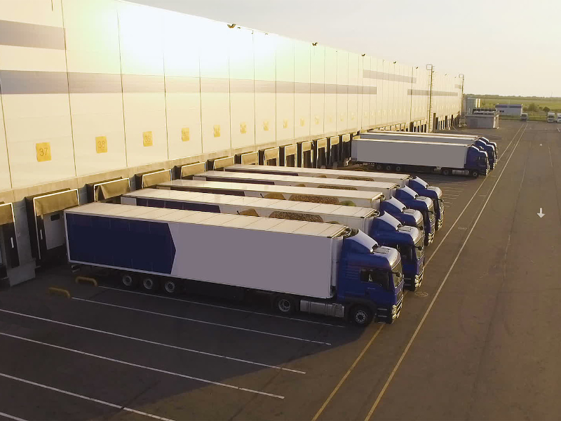 La Importancia Del Mantenimiento En Puertas De Empresas Logísticas